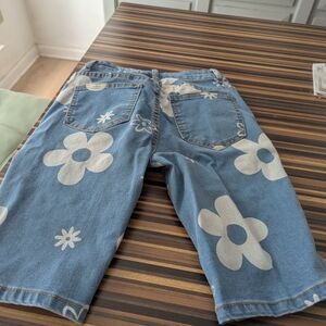 SHEIN Blue Floral Kids Shorts